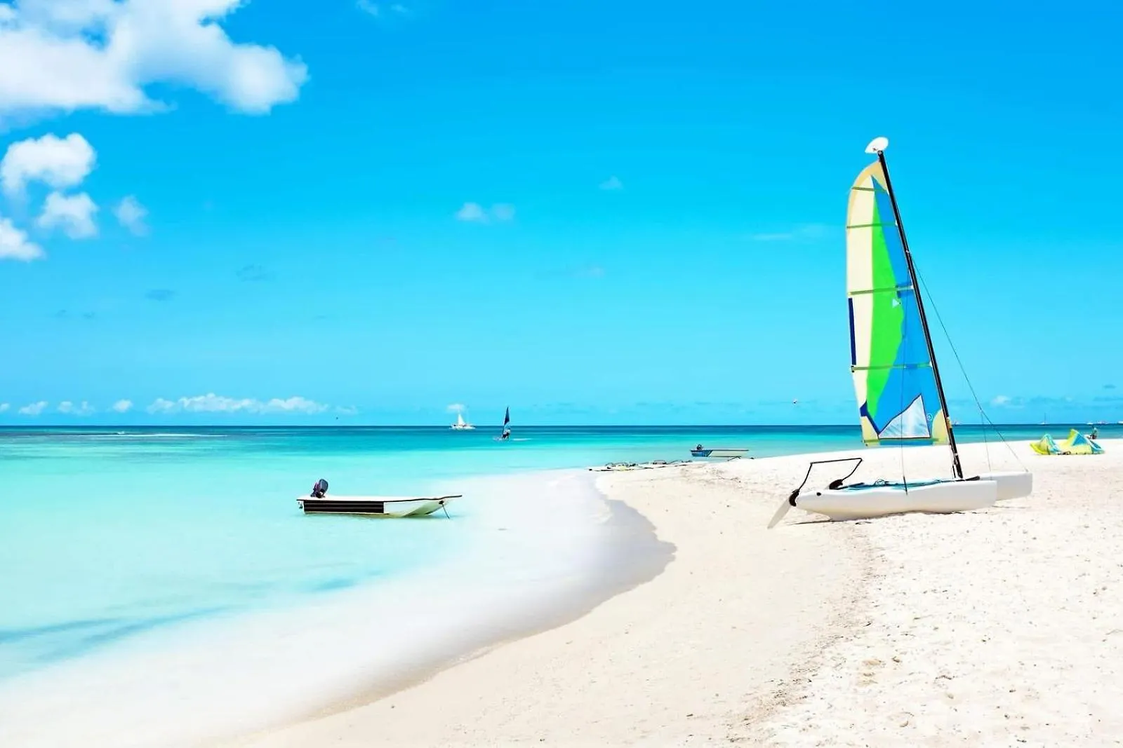 Eagle Stays Aruba-New Luxury, Cozy & Spacious Studio Near Eagle Beach! Oranjestad